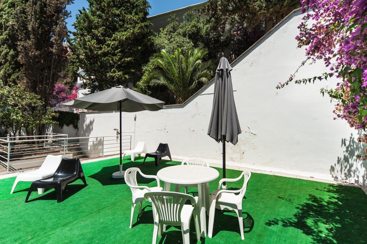 Casa Vilaro Park Guell Βαρκελώνη Εξωτερικό φωτογραφία