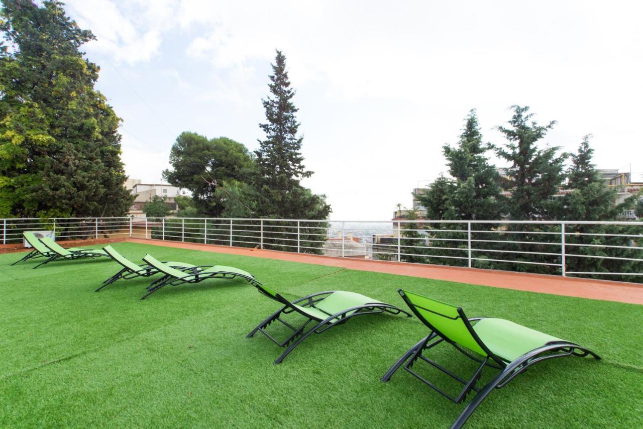 Casa Vilaro Park Guell Βαρκελώνη Εξωτερικό φωτογραφία