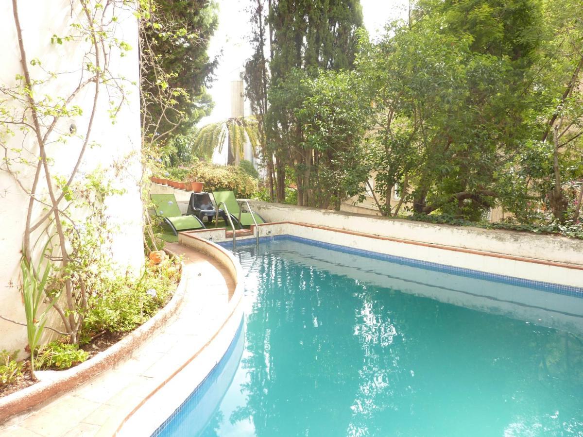 Casa Vilaro Park Guell Βαρκελώνη Εξωτερικό φωτογραφία