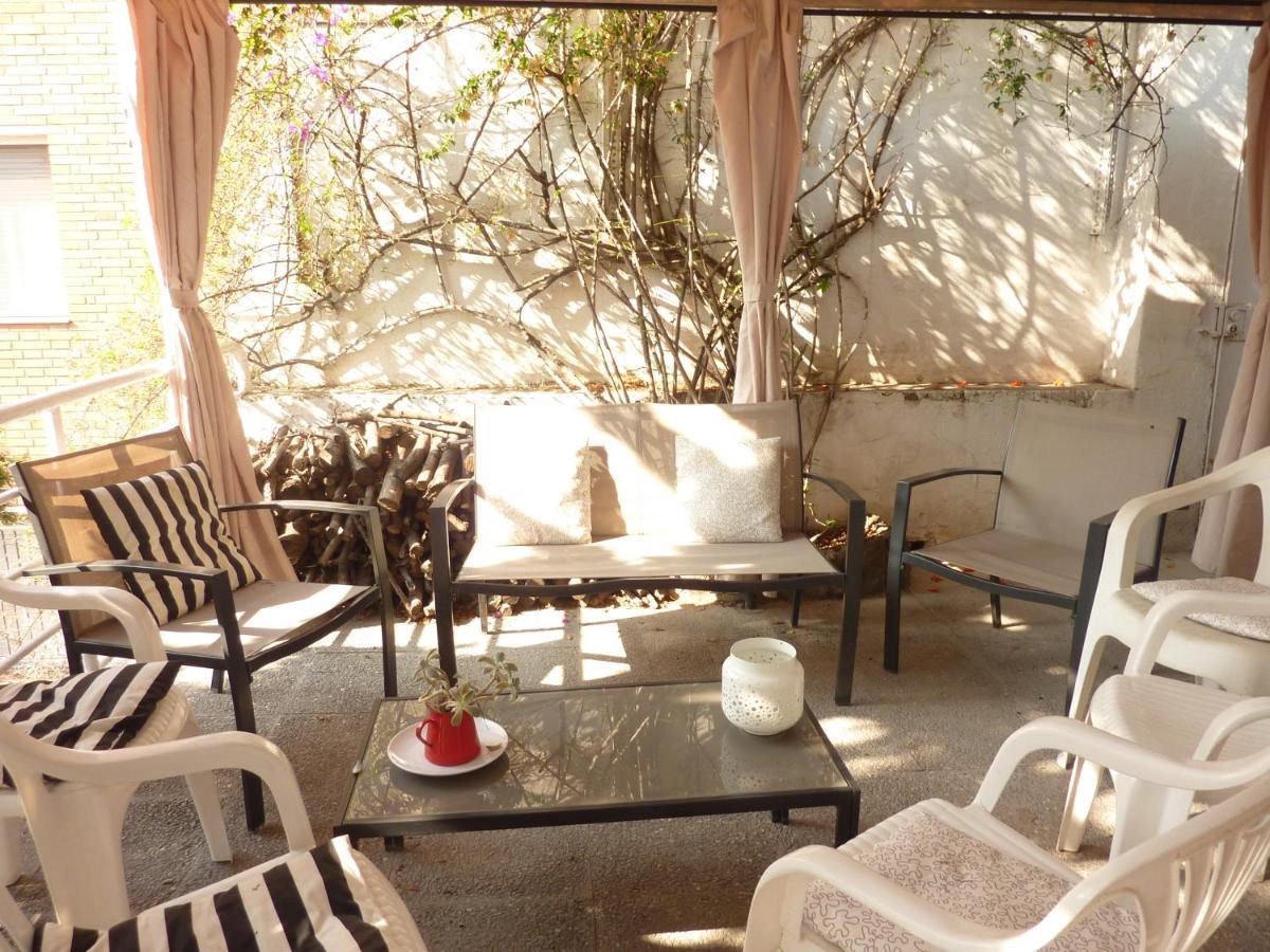 Casa Vilaro Park Guell Βαρκελώνη Εξωτερικό φωτογραφία