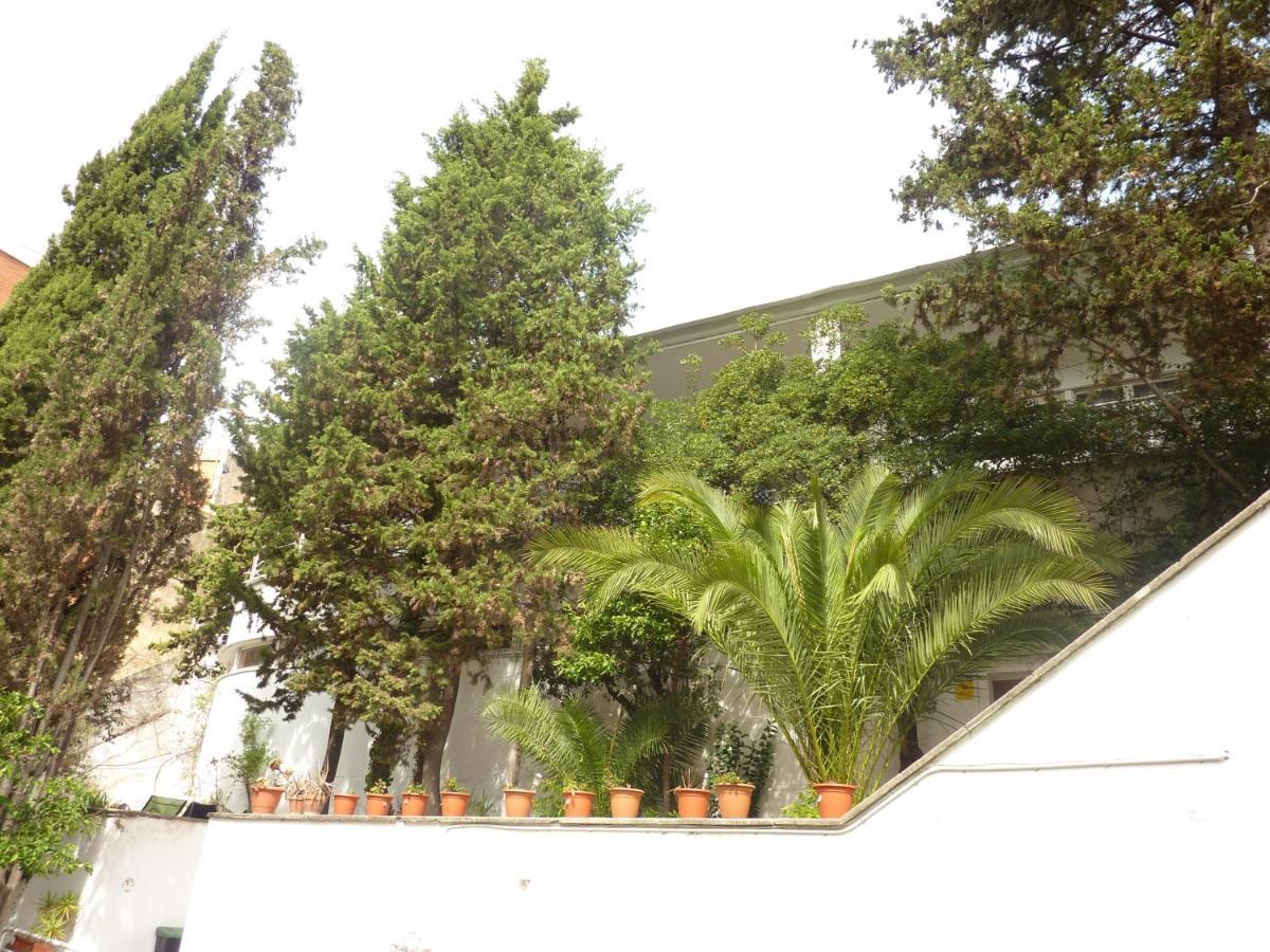 Casa Vilaro Park Guell Βαρκελώνη Εξωτερικό φωτογραφία